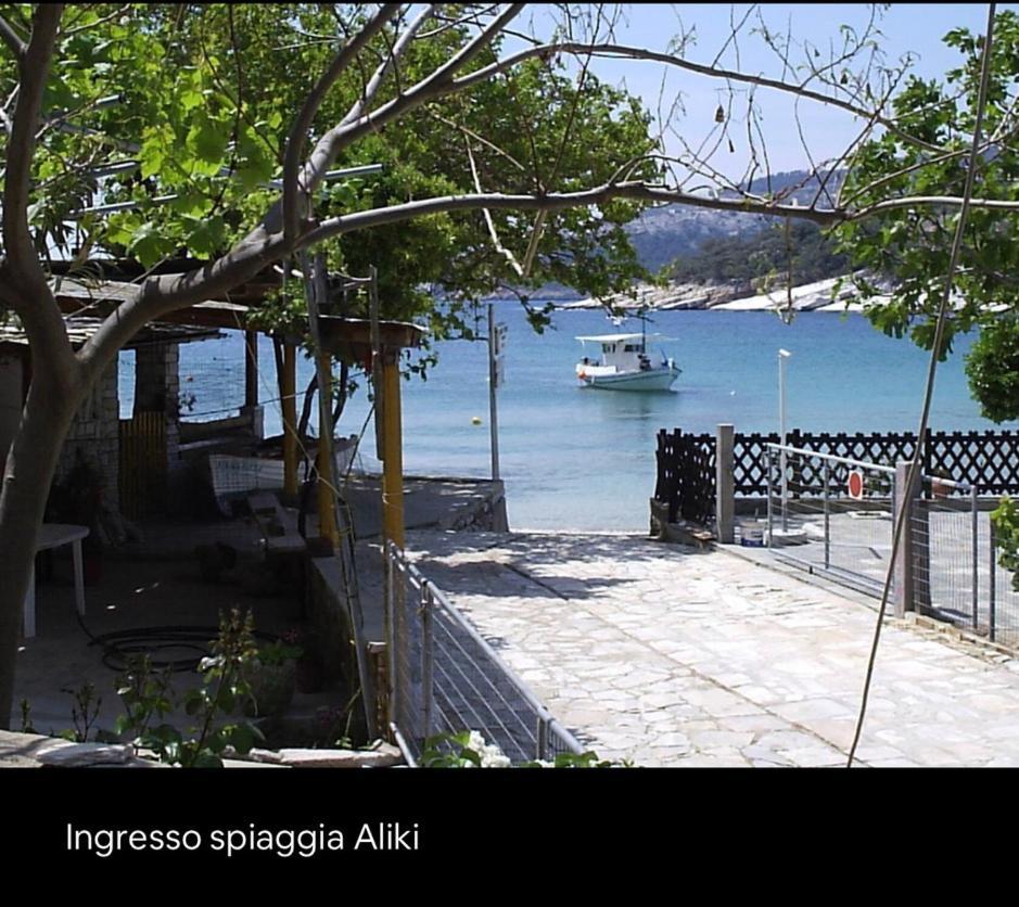 Apartamento Aliki House Exterior foto