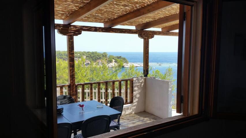 Apartamento Aliki House Exterior foto
