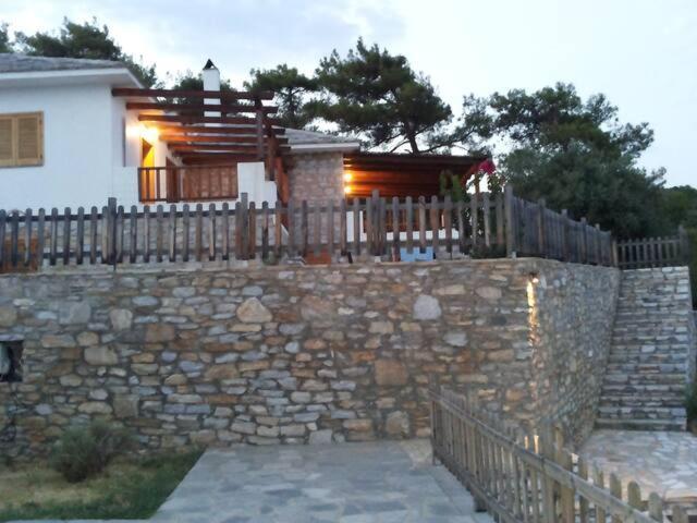 Apartamento Aliki House Exterior foto