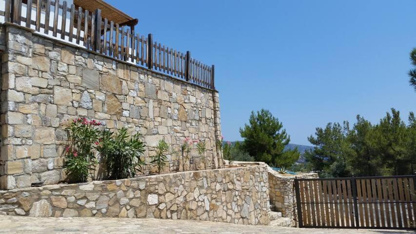 Apartamento Aliki House Exterior foto